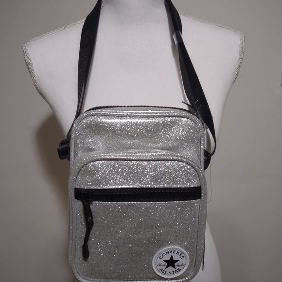 Brand new Converse crossbody bag - Picture 3 of 3